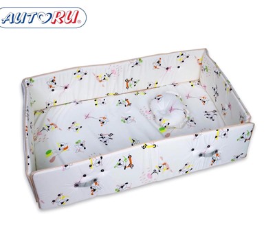 Bộ quây - nệm - gối dùng cho cũi gỗ, thương hiệu Autoru