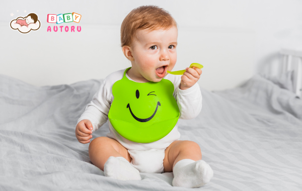 Mẹo tập cho bé tự ăn lúc còn nhỏ