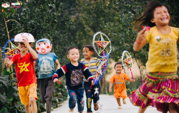 Trẻ em vui Trung Thu xưa